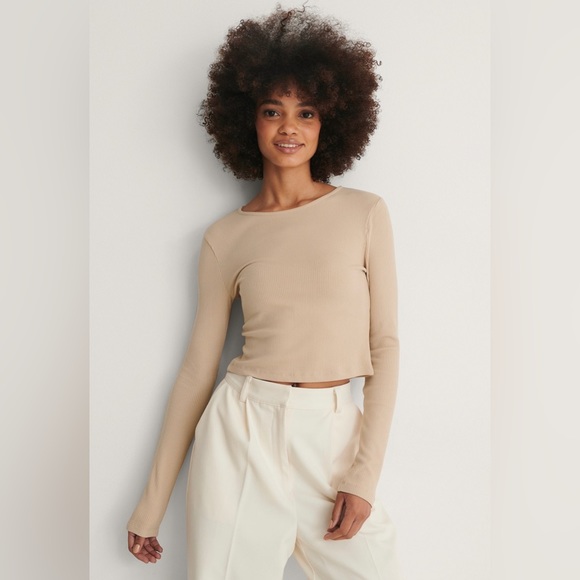 NA-KD Beige Double Knot Top - Picture 3 of 5